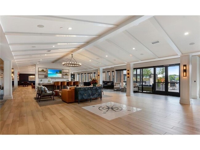 12610 Ridgedale Dr in Minnetonka, MN - Building Photo - Building Photo