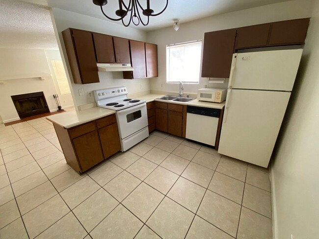 917 Bridgewater St in Las Vegas, NV - Building Photo - Building Photo