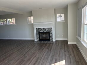 4338 Terrabella Way in Oakland, CA - Building Photo - Building Photo