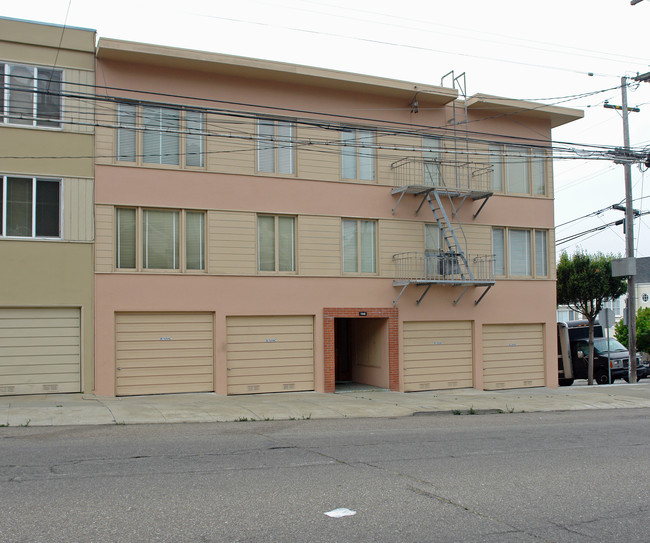 1000 Kirkham St in San Francisco, CA - Building Photo - Building Photo