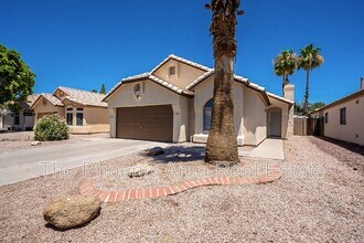 1070 W Chilton Dr in Tempe, AZ - Building Photo - Building Photo