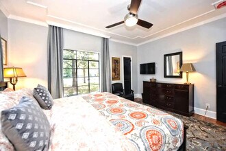 600 Hermitage Ct in Charlotte, NC - Building Photo - Building Photo