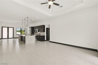 3015 3rd St SW in Lehigh Acres, FL - Building Photo - Building Photo