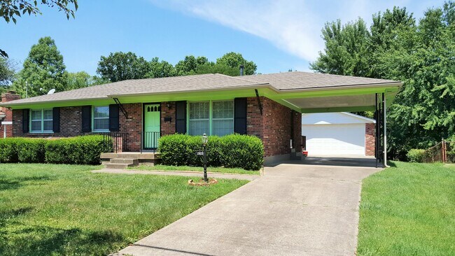 1905 Elba Dr in Louisville, KY - Building Photo - Building Photo