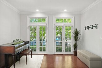 2512 N Artesian Ave in Chicago, IL - Building Photo - Building Photo
