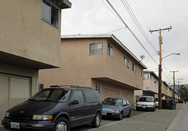 10411 Amherst Ave in Montclair, CA - Building Photo - Building Photo