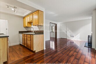 13 Crestfield Ct in Lake Oswego, OR - Building Photo - Building Photo