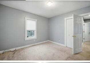 884 Liberty St, Unit 884- 2nd Floor in Springfield, MA - Foto de edificio - Building Photo