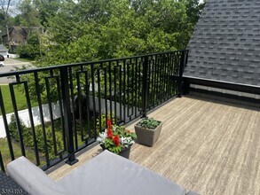 48 Walnut St in Montclair, NJ - Building Photo - Building Photo