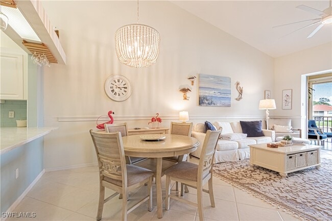 260 Robin Hood Cir in Naples, FL - Building Photo - Building Photo