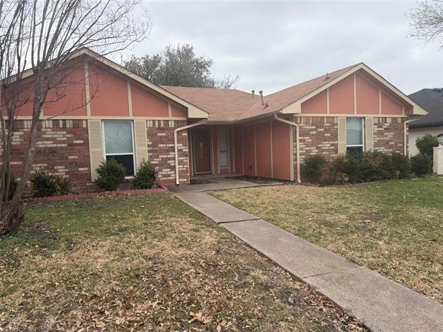 property at 309 W Stoneybrook Dr