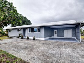 1403 Mailani St in Hilo, HI - Building Photo