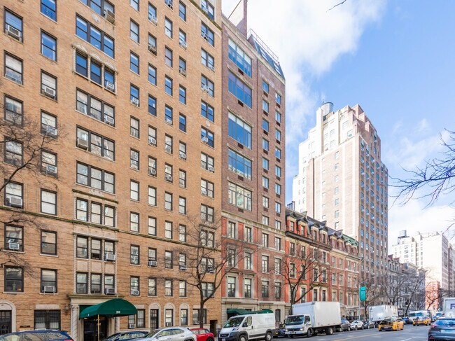 30 W 86th St in New York, NY - Building Photo - Building Photo