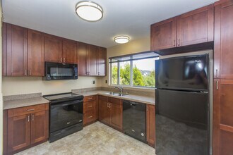 212 Richardson St in Sausalito, CA - Building Photo - Building Photo