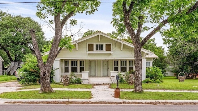 property at 817 W Long