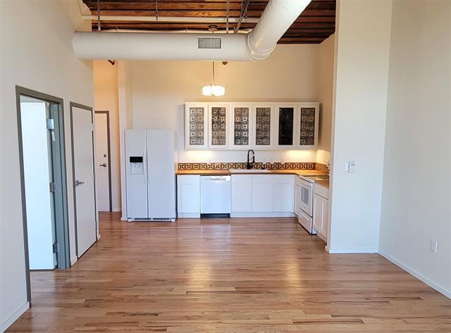property at 201 E Chambers St