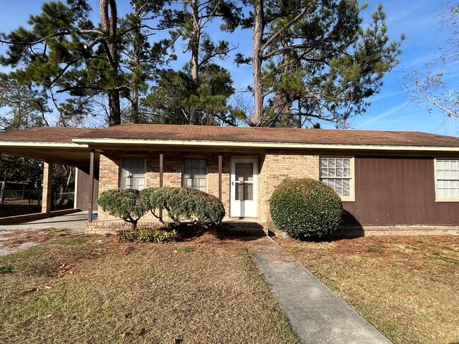 property at 906 E Brookwood Dr