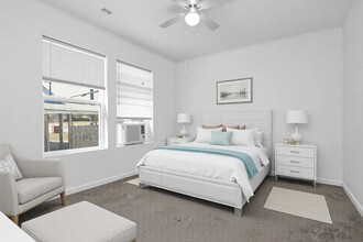 713 W Sam Rayburn Dr in Bonham, TX - Building Photo - Building Photo