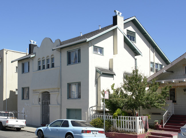 330-336 Foothill Blvd in Oakland, CA - Building Photo - Building Photo