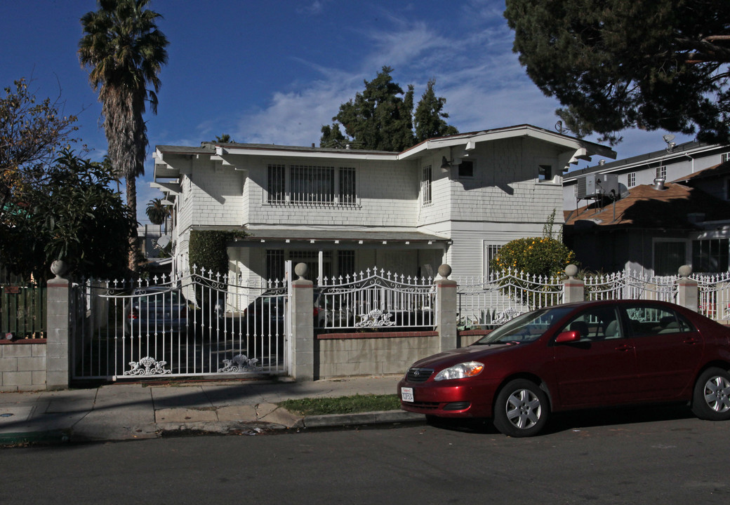 1729 Mariposa in Los Angeles, CA - Building Photo