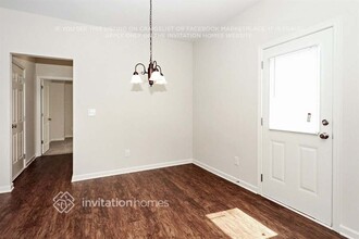1756 Logan Ridge Cir in Loganville, GA - Building Photo - Building Photo