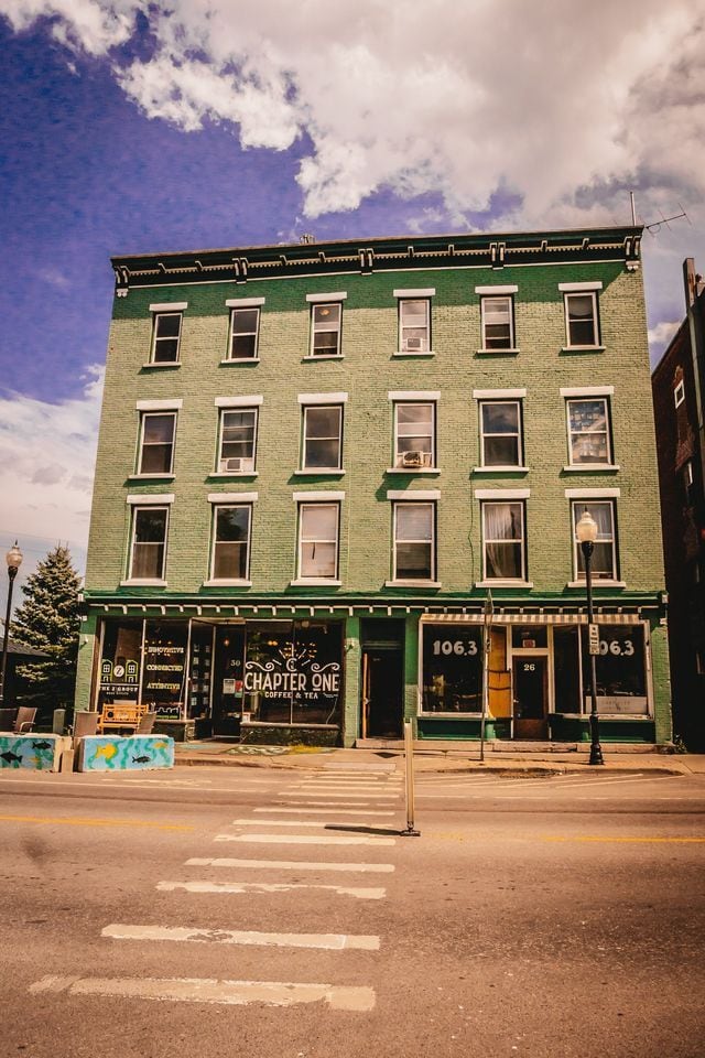 30 City Hall Pl in Plattsburgh, NY - Foto de edificio - Building Photo