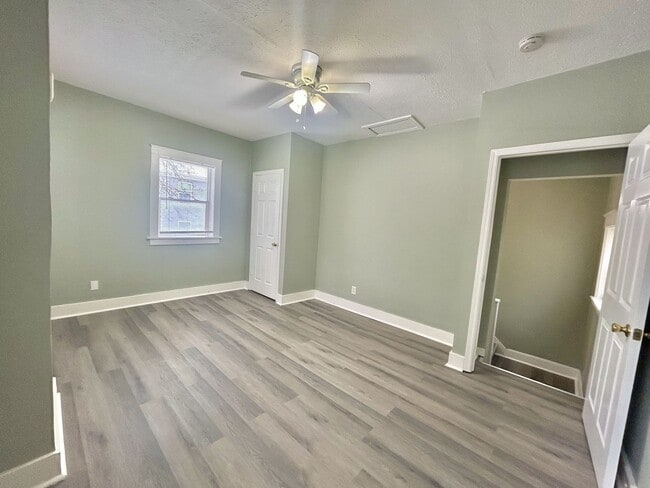 3062 Kerper Ave in Cincinnati, OH - Building Photo - Building Photo