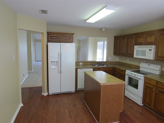 2545 Big Spring Dr in Fort Worth, TX - Building Photo - Building Photo