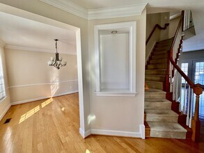 917 Crestfield Dr in Rockville, MD - Building Photo - Building Photo