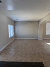 1190 E Jardin Dr in Casa Grande, AZ - Foto de edificio - Building Photo