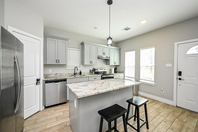 property at 5007 Briscoe St