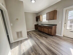 40 Hutchins St in Greenville, SC - Building Photo - Building Photo