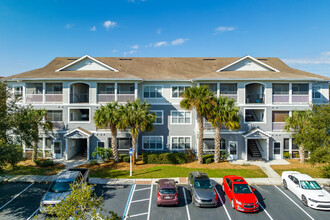 The Columns at Cypress Point in Wesley Chapel, FL - Building Photo - Building Photo