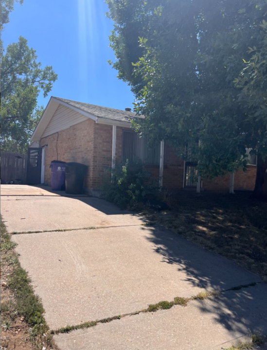 14902 E Pensacola Pl in Denver, CO - Building Photo