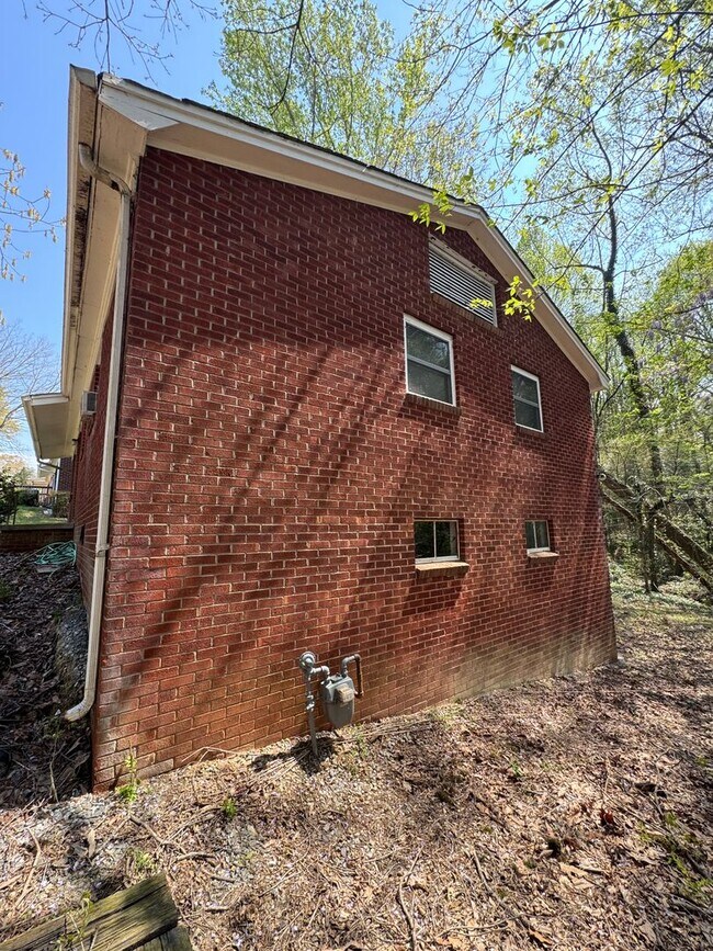 734 Vale St Rentals in Shelby, NC