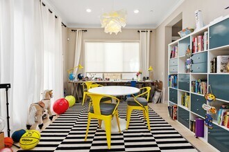 6705 Elegante Wy in San Diego, CA - Building Photo - Building Photo