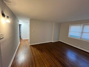217 W Cuthbert Blvd in Haddon Township, NJ - Building Photo - Building Photo
