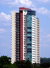 The Manhattan in Dunwoody, GA - Building Photo - Building Photo