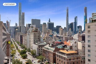 715 Park Ave in New York, NY - Building Photo