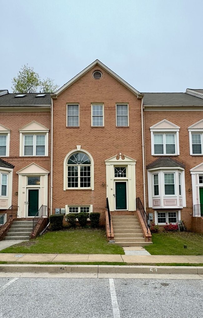 53 Cedarwood Cir in Pikesville, MD - Building Photo - Building Photo