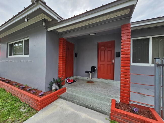 1934 Madison St in Hollywood, FL - Building Photo - Building Photo
