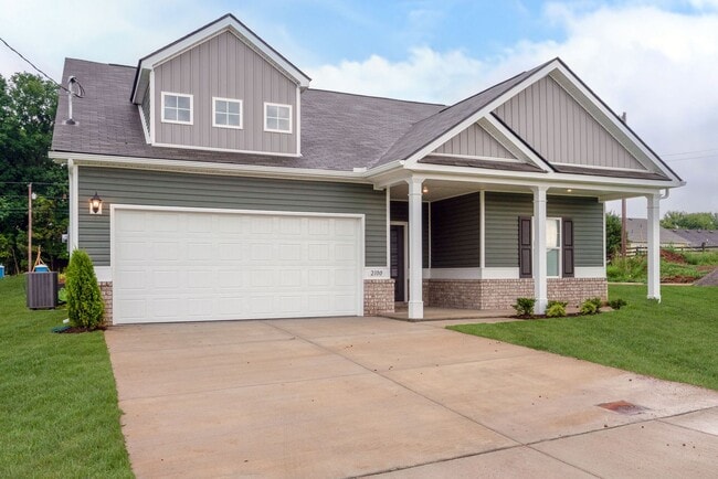 2100 Franks Ct in Columbia, TN - Building Photo - Building Photo