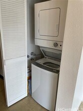 2754 Kuilei St in Honolulu, HI - Building Photo - Building Photo
