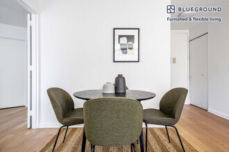 400 Chambers St, Unit SI FL20-ID607 in New York, NY - Building Photo - Building Photo