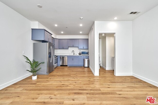 property at 14550 Burbank Blvd
