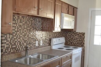 6611 Southpoint St in San Antonio, TX - Building Photo - Building Photo