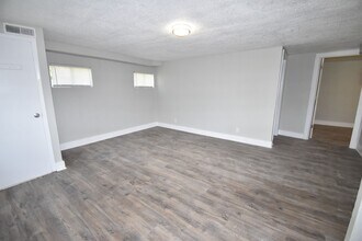 1621 Golf Club Ln in Clarksville, TN - Building Photo - Building Photo