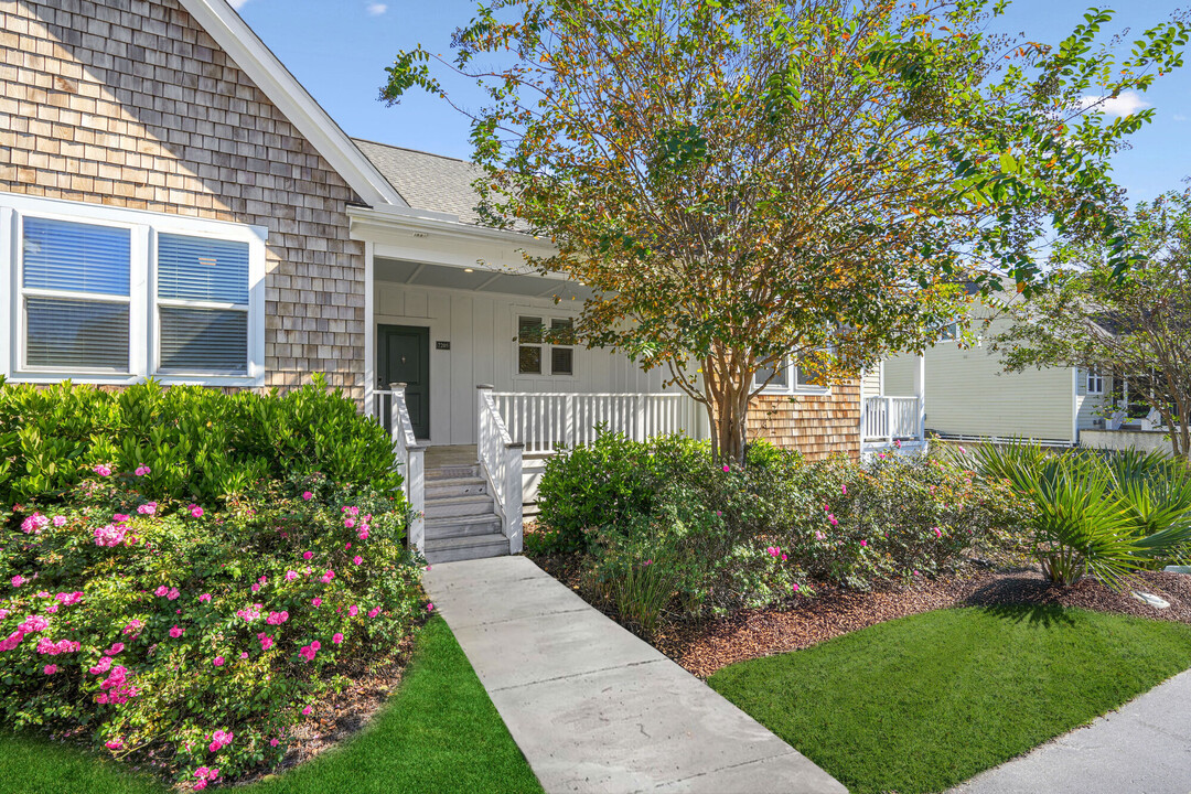 Cadia Myrtle Landing in Wilmington, NC - Building Photo