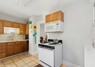 40 S Slusser St in Grayslake, IL - Building Photo - Building Photo