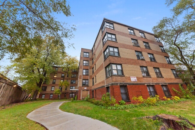 property at 1360 W Touhy Ave